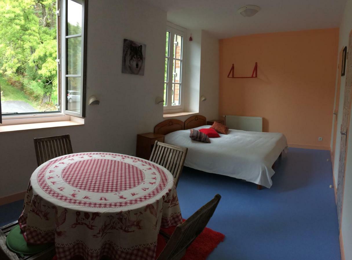 Gite Des 3 Etangs Malvières Buitenkant foto
